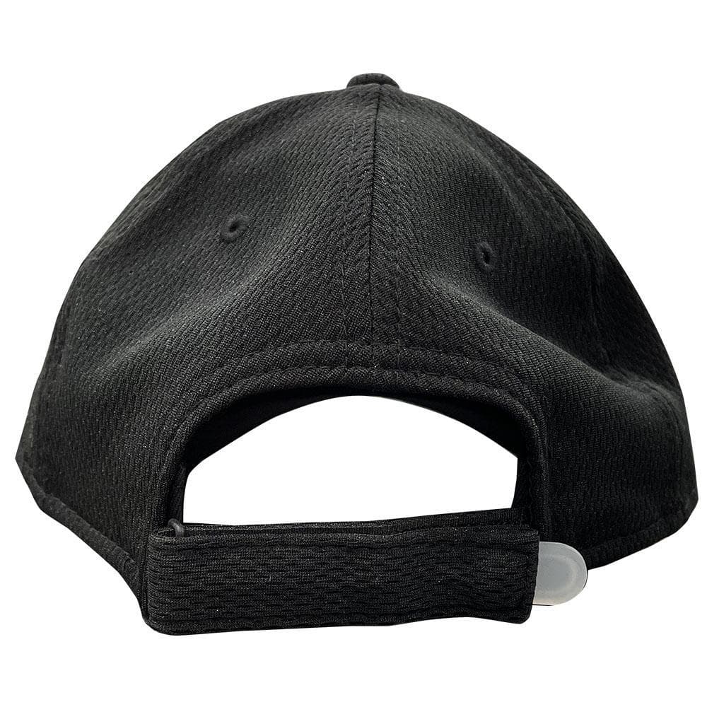 WHITE ON BLACK EVL BREATHABLE GOLF HAT