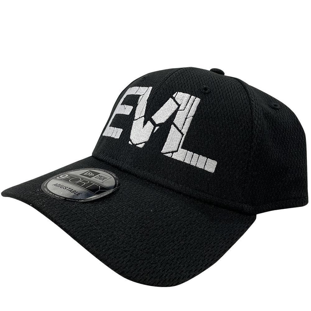 WHITE ON BLACK EVL BREATHABLE GOLF HAT